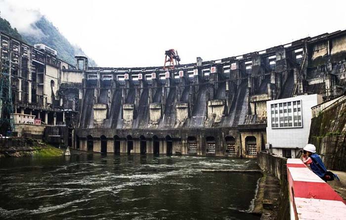 沅陵凤滩水力发电厂