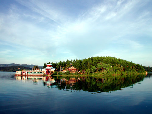 百色澄碧湖风景区