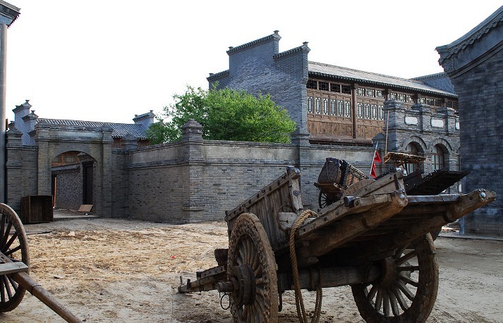 【八一影视基地真人CS镭战半天套票团购】八一影视基地真人CS镭战半天套票团购优惠券(图)-美团网