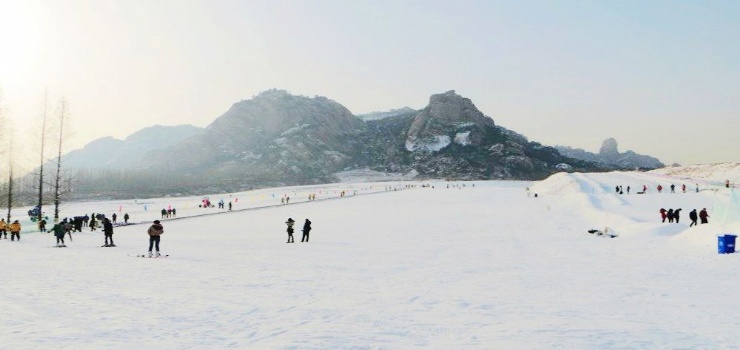 五莲山滑雪场